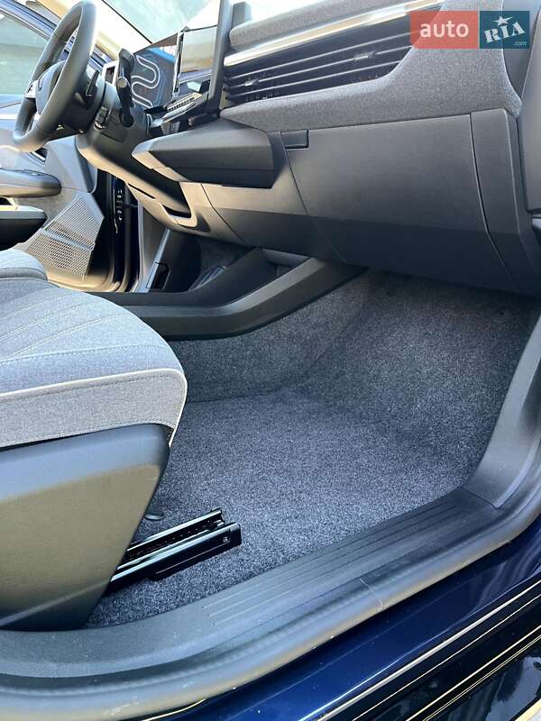 Позашляховик / Кросовер Renault Megane E-Tech Electric 2022 в Львові