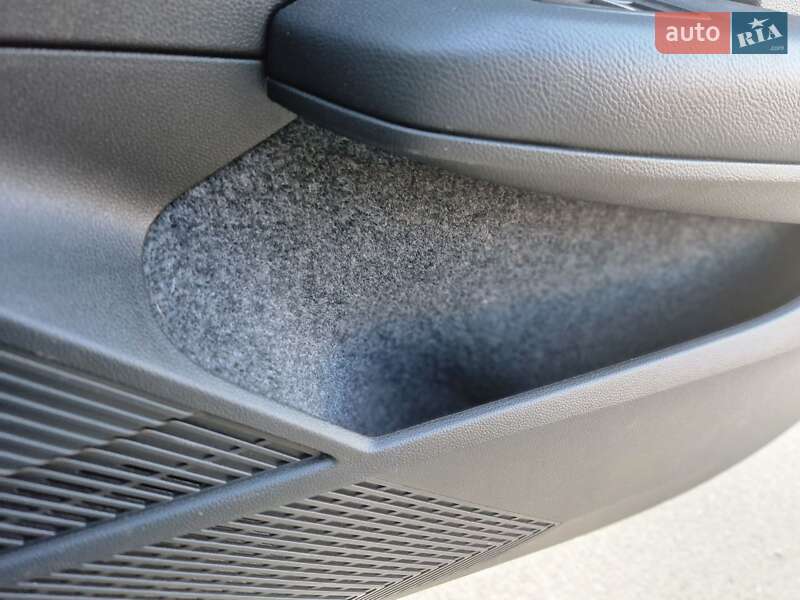 Позашляховик / Кросовер Renault Megane E-Tech Electric 2022 в Харкові фото 13 Позашляховик / Кросовер Renault Megane E-Tech Electric 2022 в Харкові