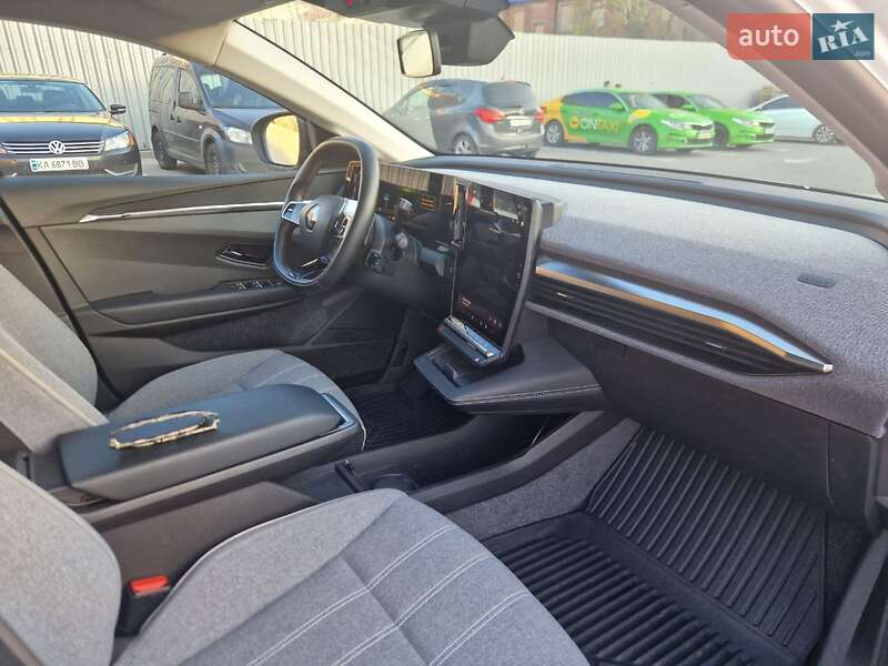 Позашляховик / Кросовер Renault Megane E-Tech Electric 2022 в Харкові фото 8 Позашляховик / Кросовер Renault Megane E-Tech Electric 2022 в Харкові