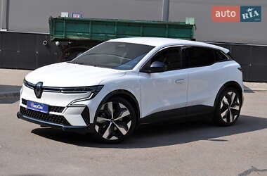 Внедорожник / Кроссовер Renault Megane E-Tech Electric 2023 в 