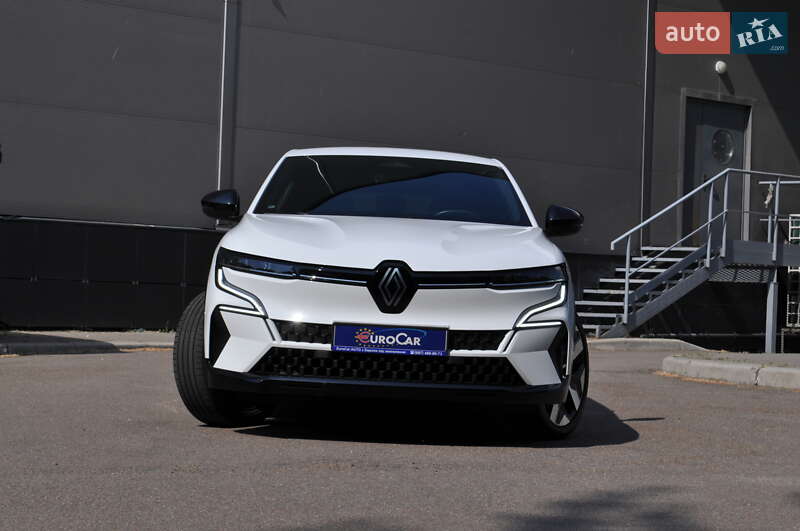 Внедорожник / Кроссовер Renault Megane E-Tech Electric 2023 в Киеве