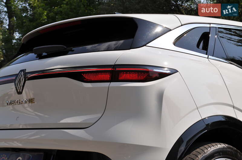Внедорожник / Кроссовер Renault Megane E-Tech Electric 2023 в Киеве