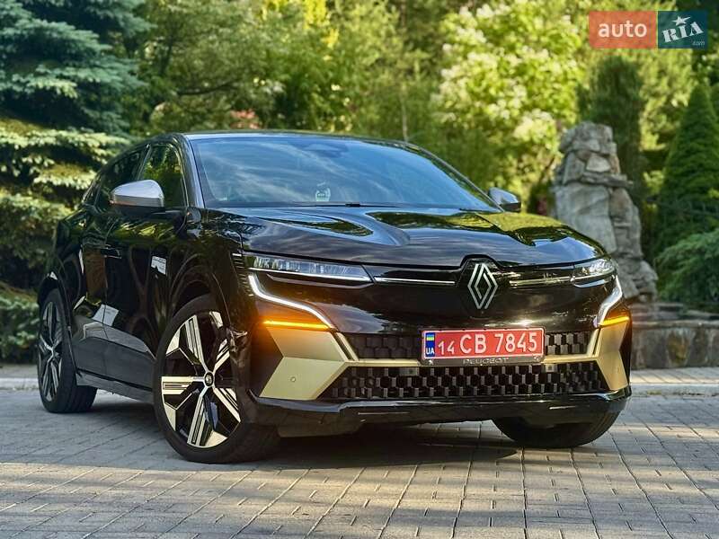 Внедорожник / Кроссовер Renault Megane E-Tech Electric 2023 в Дрогобыче