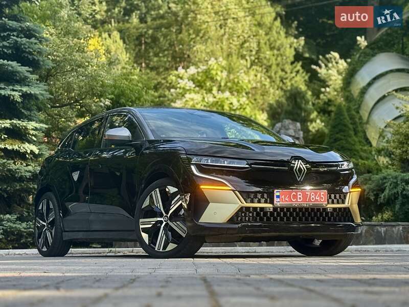 Внедорожник / Кроссовер Renault Megane E-Tech Electric 2023 в Дрогобыче