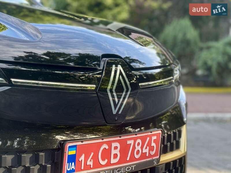 Внедорожник / Кроссовер Renault Megane E-Tech Electric 2023 в Дрогобыче