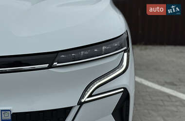 Внедорожник / Кроссовер Renault Megane E-Tech Electric 2022 в 