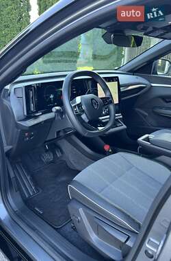 Внедорожник / Кроссовер Renault Megane E-Tech Electric 2023 в 