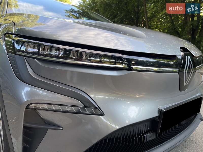 Внедорожник / Кроссовер Renault Megane E-Tech Electric 2022 в Киеве