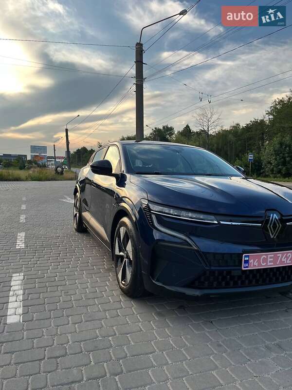 Позашляховик / Кросовер Renault Megane E-Tech Electric 2022 в Львові