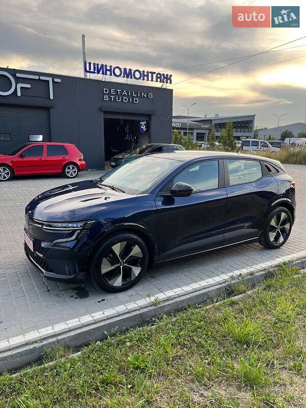 Позашляховик / Кросовер Renault Megane E-Tech Electric 2022 в Львові