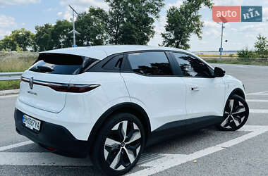 Внедорожник / Кроссовер Renault Megane E-Tech Electric 2022 в 