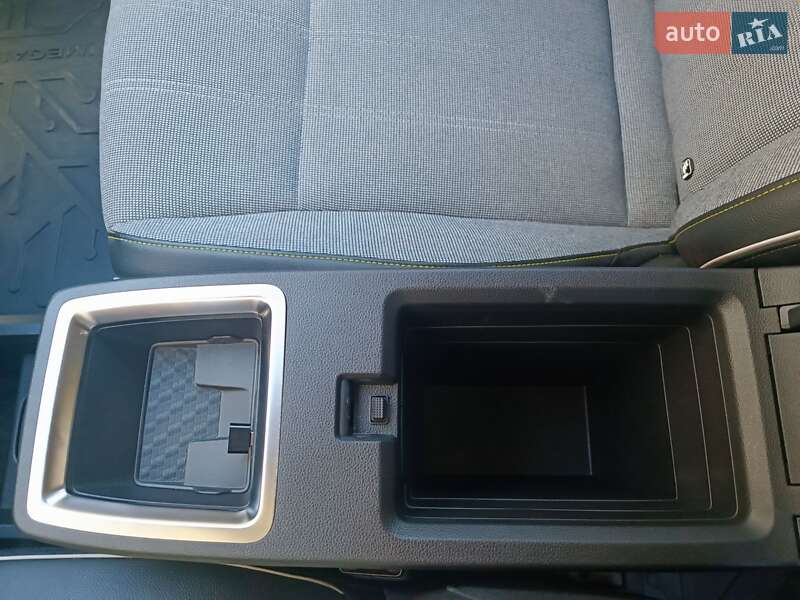 Позашляховик / Кросовер Renault Megane E-Tech Electric 2022 в Полтаві