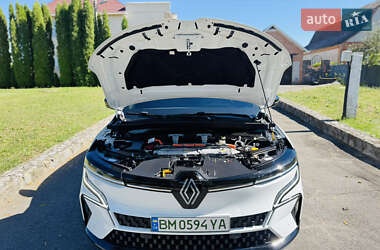 Внедорожник / Кроссовер Renault Megane E-Tech Electric 2023 в 