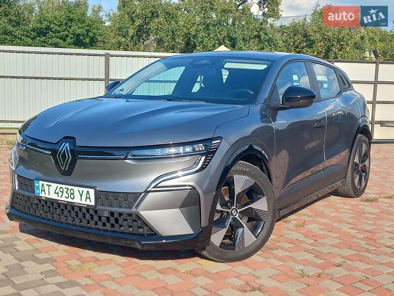 Внедорожник / Кроссовер Renault Megane E-Tech Electric 2022 в Калуше
