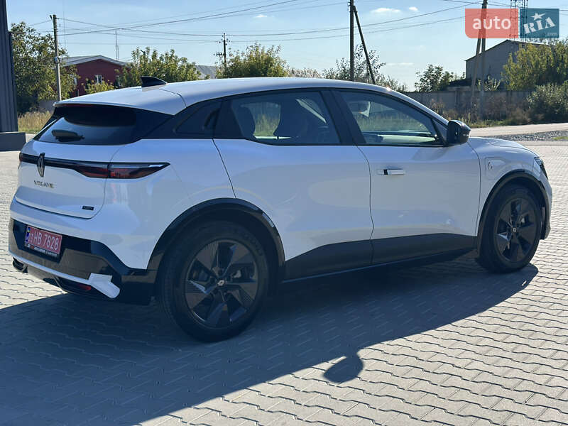 Внедорожник / Кроссовер Renault Megane E-Tech Electric 2024 в Житомире