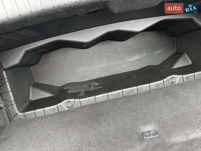 Внедорожник / Кроссовер Renault Megane E-Tech Electric 2022 в Днепре