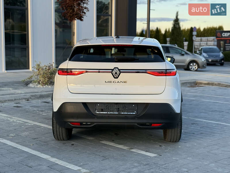 Внедорожник / Кроссовер Renault Megane E-Tech Electric 2023 в Городке
