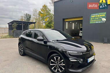Внедорожник / Кроссовер Renault Megane E-Tech Electric 2023 в Киеве