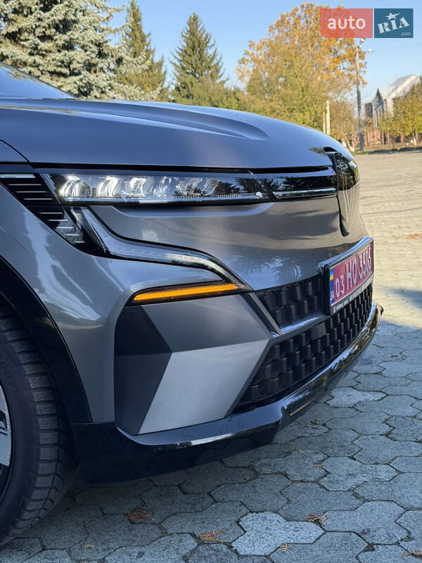 Позашляховик / Кросовер Renault Megane E-Tech Electric 2023 в Дубні фото 7 Позашляховик / Кросовер Renault Megane E-Tech Electric 2023 в Дубні