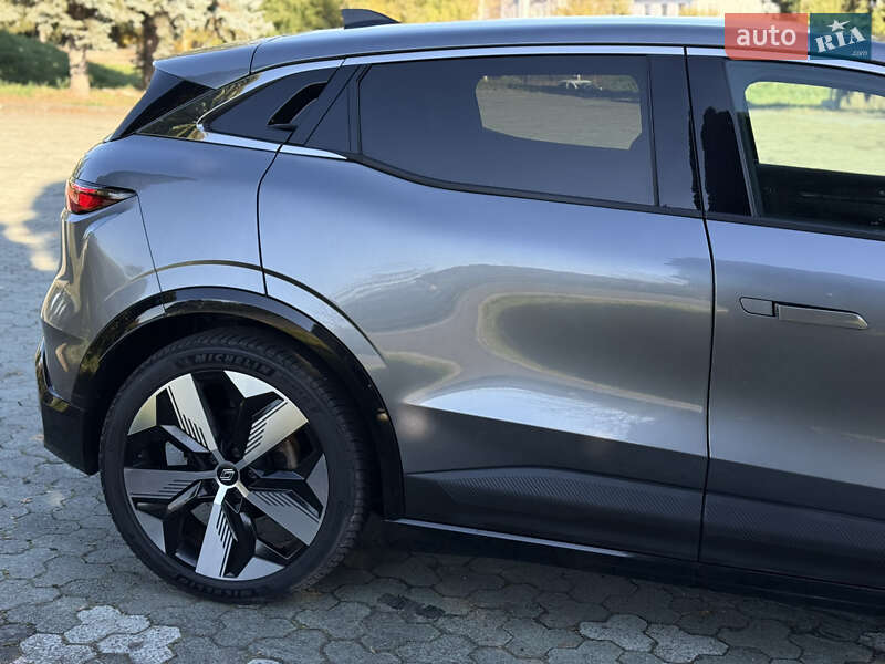 Позашляховик / Кросовер Renault Megane E-Tech Electric 2023 в Дубні фото 9 Позашляховик / Кросовер Renault Megane E-Tech Electric 2023 в Дубні