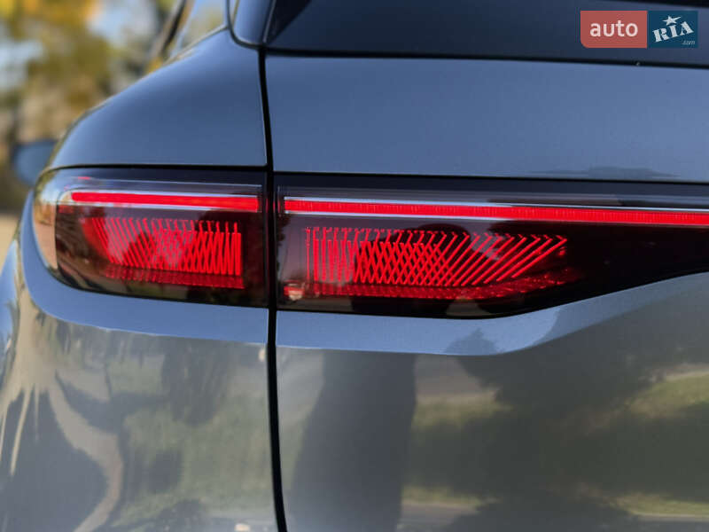 Позашляховик / Кросовер Renault Megane E-Tech Electric 2023 в Дубні фото 45 Позашляховик / Кросовер Renault Megane E-Tech Electric 2023 в Дубні