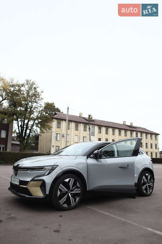 Внедорожник / Кроссовер Renault Megane E-Tech Electric 2022 в Каменском