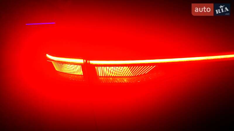 Позашляховик / Кросовер Renault Megane E-Tech Electric 2022 в Кам'янському фото 4 Позашляховик / Кросовер Renault Megane E-Tech Electric 2022 в Кам'янському