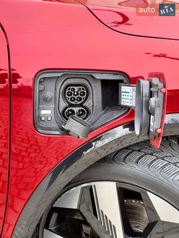 Позашляховик / Кросовер Renault Megane E-Tech Electric 2023 в Самборі фото 48 Позашляховик / Кросовер Renault Megane E-Tech Electric 2023 в Самборі