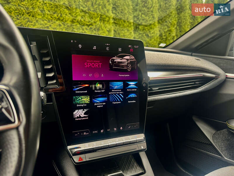 Позашляховик / Кросовер Renault Megane E-Tech Electric 2023 в Самборі фото 149 Позашляховик / Кросовер Renault Megane E-Tech Electric 2023 в Самборі