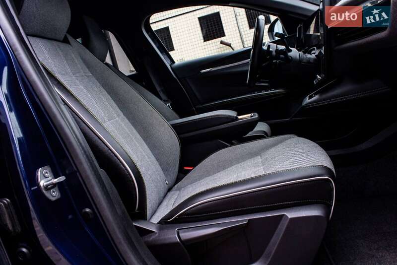 Позашляховик / Кросовер Renault Megane E-Tech Electric 2023 в Львові