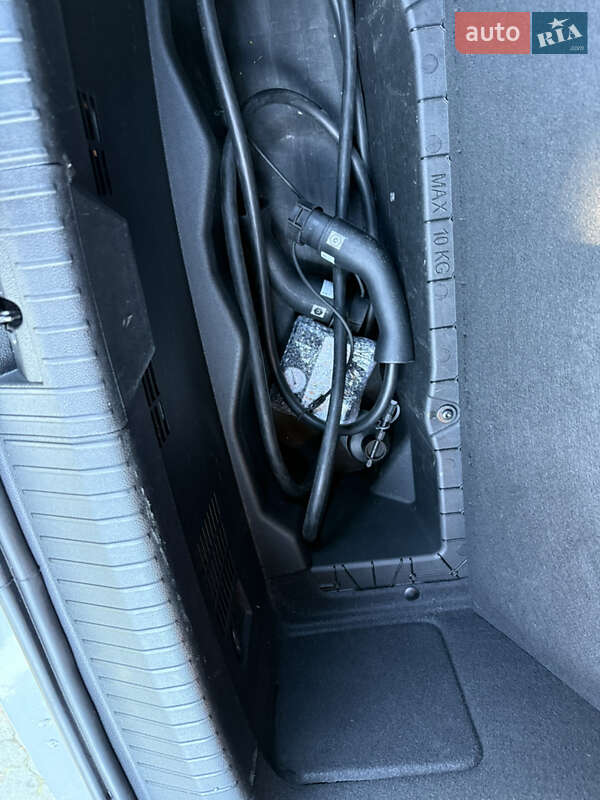 Внедорожник / Кроссовер Renault Megane E-Tech Electric 2023 в Дубно фото 44 Внедорожник / Кроссовер Renault Megane E-Tech Electric 2023 в Дубно