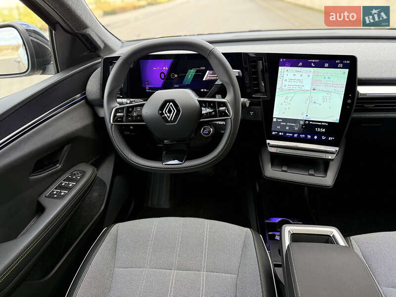 Внедорожник / Кроссовер Renault Megane E-Tech Electric 2025 в Луцке