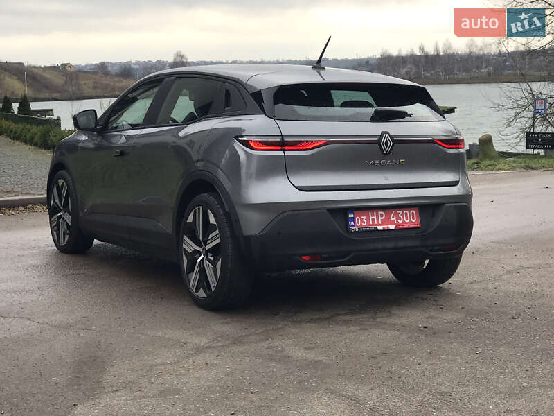 Позашляховик / Кросовер Renault Megane E-Tech Electric 2022 в Рівному