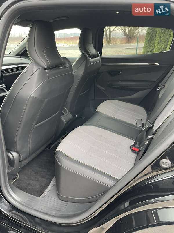 Позашляховик / Кросовер Renault Megane E-Tech Electric 2022 в Львові