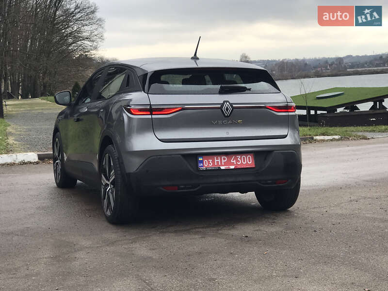 Внедорожник / Кроссовер Renault Megane E-Tech Electric 2022 в Ровно