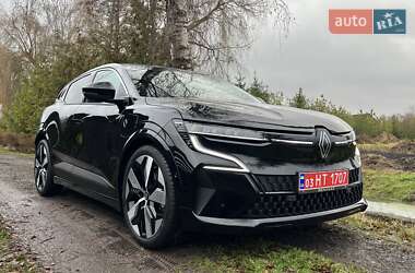 Внедорожник / Кроссовер Renault Megane E-Tech Electric 2025 в Дубно