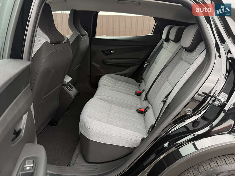 Внедорожник / Кроссовер Renault Megane E-Tech Electric 2022 в Виннице фото 20 Внедорожник / Кроссовер Renault Megane E-Tech Electric 2022 в Виннице
