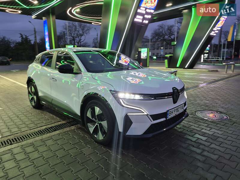Позашляховик / Кросовер Renault Megane E-Tech Electric 2022 в Одесі