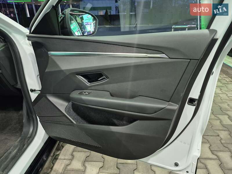 Позашляховик / Кросовер Renault Megane E-Tech Electric 2022 в Одесі