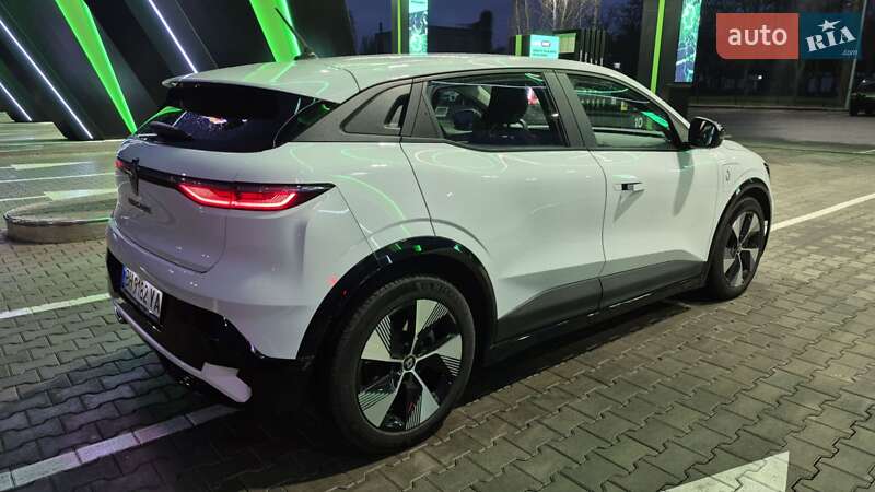 Позашляховик / Кросовер Renault Megane E-Tech Electric 2022 в Одесі
