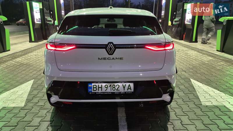 Позашляховик / Кросовер Renault Megane E-Tech Electric 2022 в Одесі