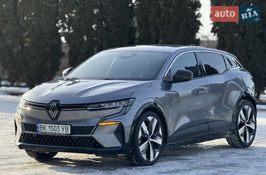 Позашляховик / Кросовер Renault Megane E-Tech Electric 2022 в Дубні