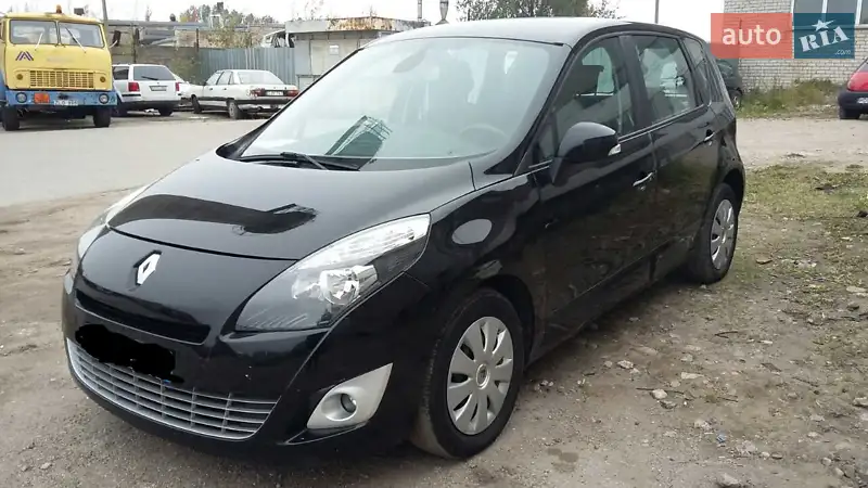Renault Megane Scenic 2011