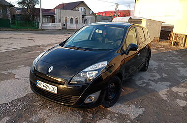 Універсал Renault Megane Scenic 2011 в 