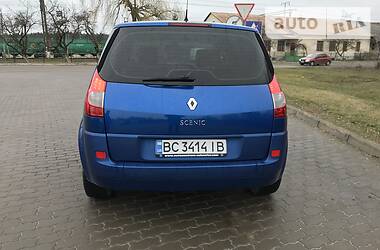 Хетчбек Renault Megane Scenic 2007 в 