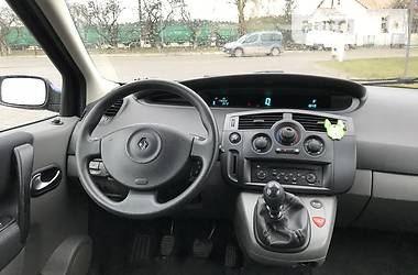 Хетчбек Renault Megane Scenic 2007 в 