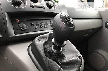 Хетчбек Renault Megane Scenic 2007 в 