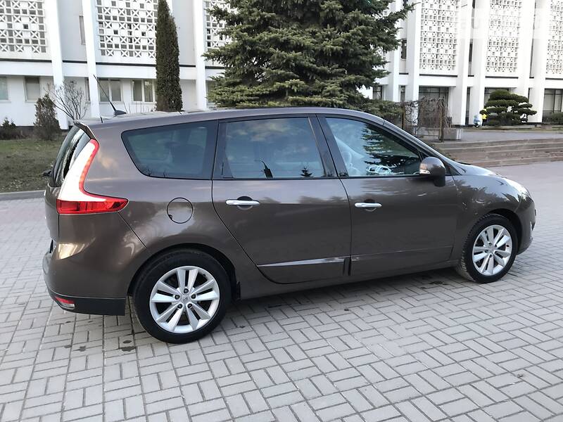 Універсал Renault Megane Scenic 2010 в Тернополі