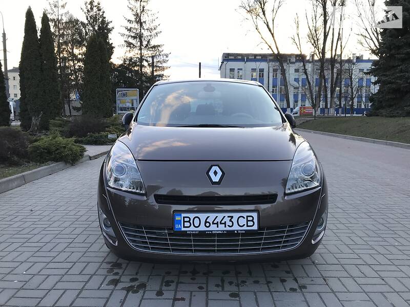 Універсал Renault Megane Scenic 2010 в Тернополі