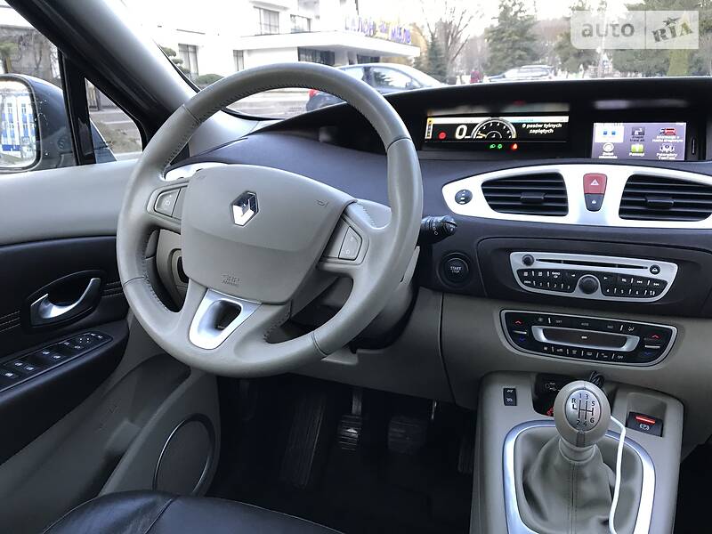 Універсал Renault Megane Scenic 2010 в Тернополі